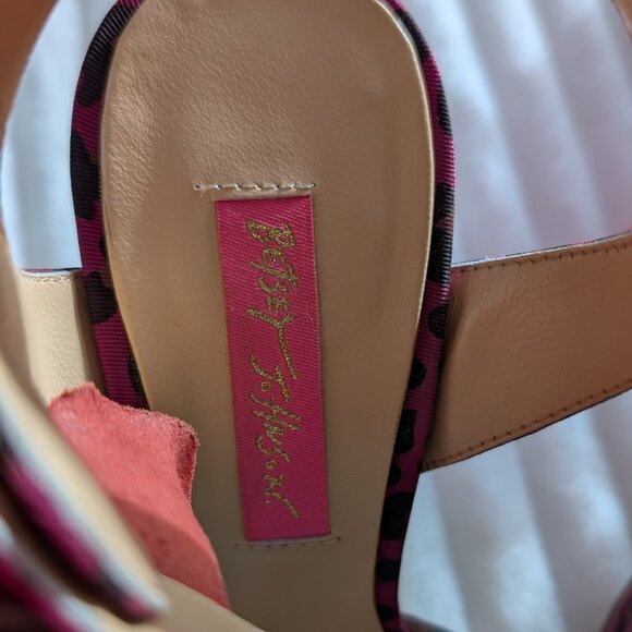 Betsey Johnsons Hot Pink Leopard Heels 7 - Picture 3 of 6